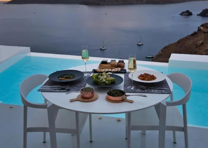 Saint Santorini 5* Oia (Santorini)