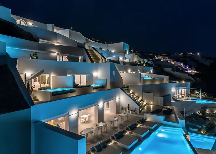 Saint Santorini Hotel