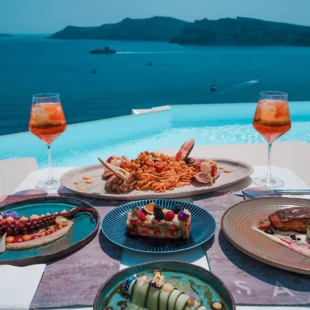 Saint Santorini Hotel 5*