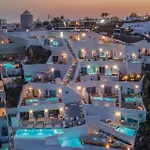 Saint Santorini אויה