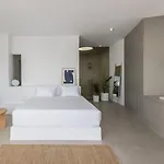 Saint Santorini 5*