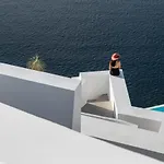 Saint Santorini Hotel 5*