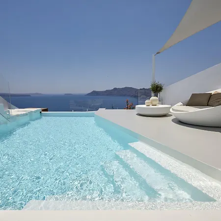 The Saint Hotel Oia (Santorini)