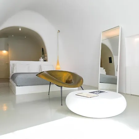 فندق Saint Santorini 5*
