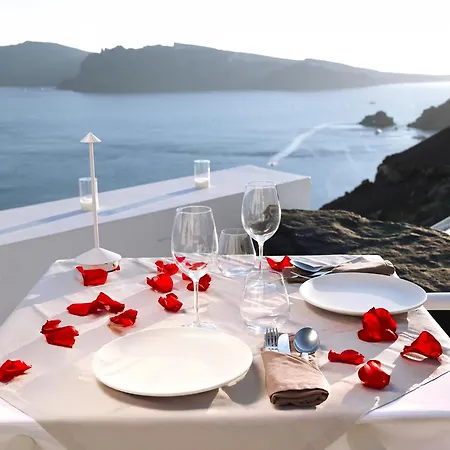 Saint Santorini فندق 5*