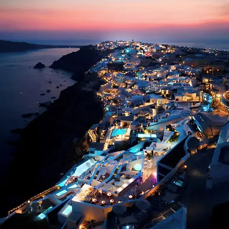 Saint Santorini Hotel 5*