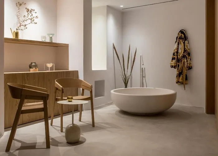 Saint Santorini Hotel