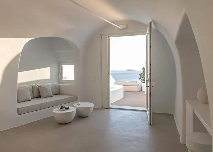 Saint Santorini Hotel Oia