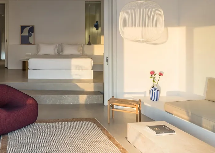 Saint Santorini Hotel 5*