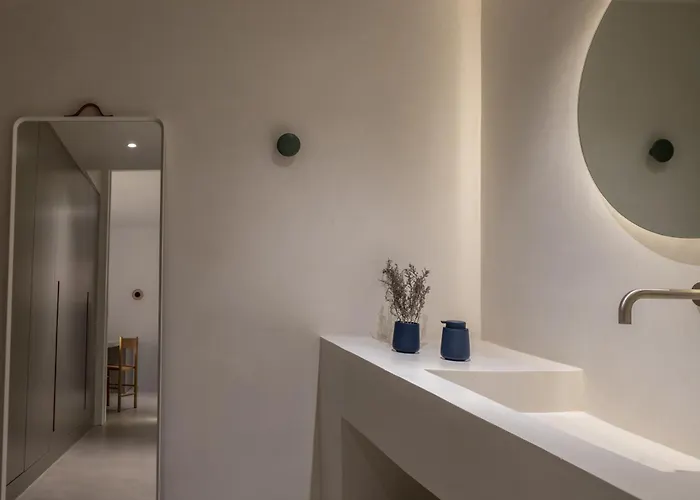 Saint Santorini Hotel 5*