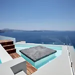 Saint Santorini Hotel 5*