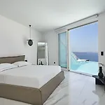 Hotel Saint Santorini 5*