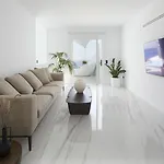 Saint Santorini 5*