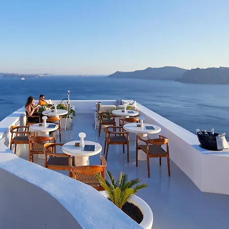 Saint Santorini Hotel Oia