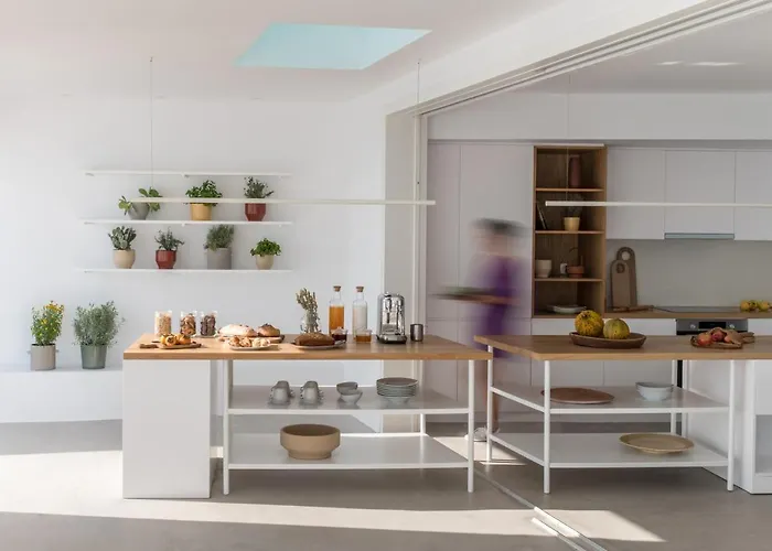 Saint Santorini Hotel