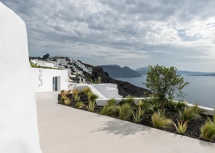 호텔 Saint Santorini 5*